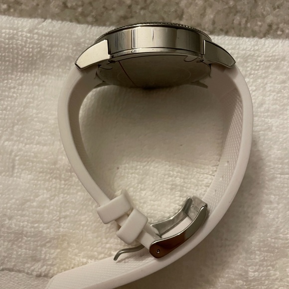 Michael Kors Stainless Steel Silver Watch - Picture 4 of 4